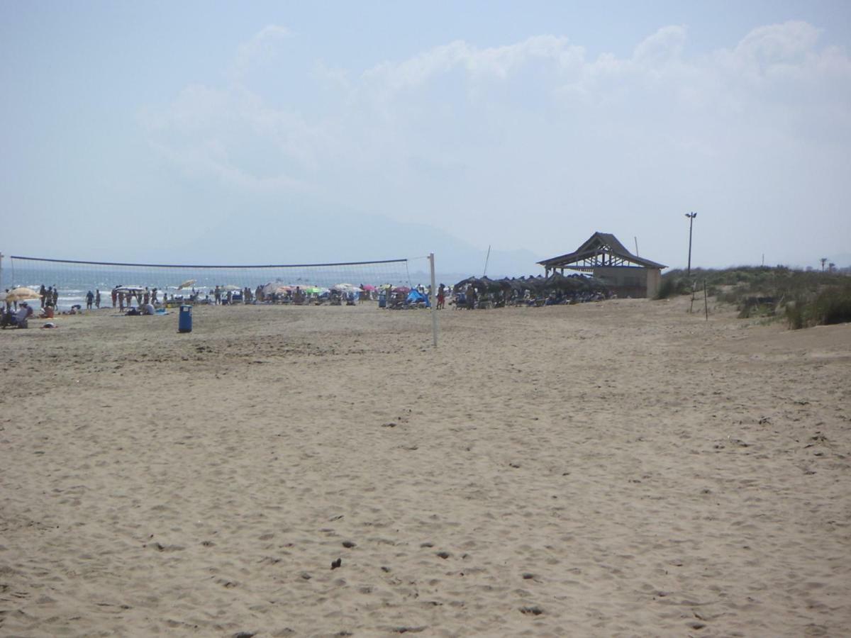 Frente Al Mar - Rosales Villa Oliva Exterior foto